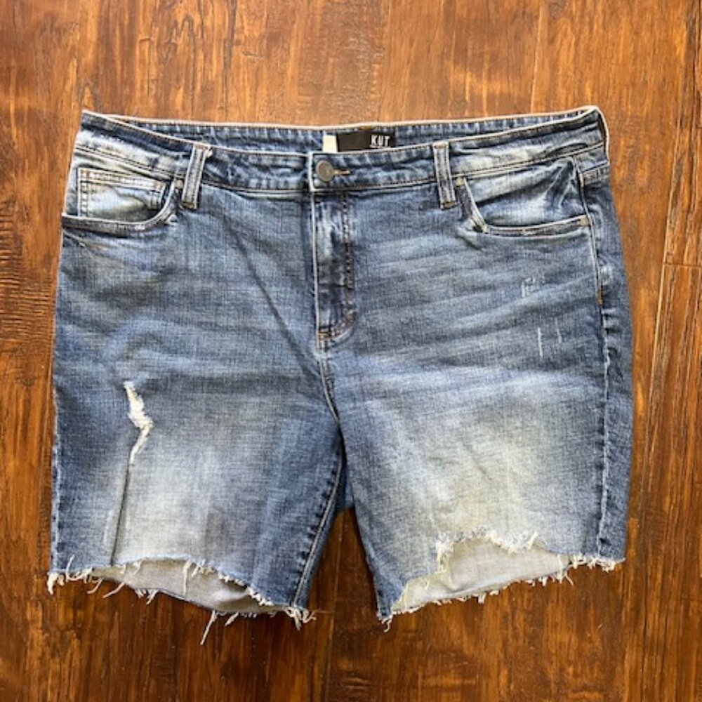 Kut from the Kloth Shophie Bermuda Denim Shorts 16W